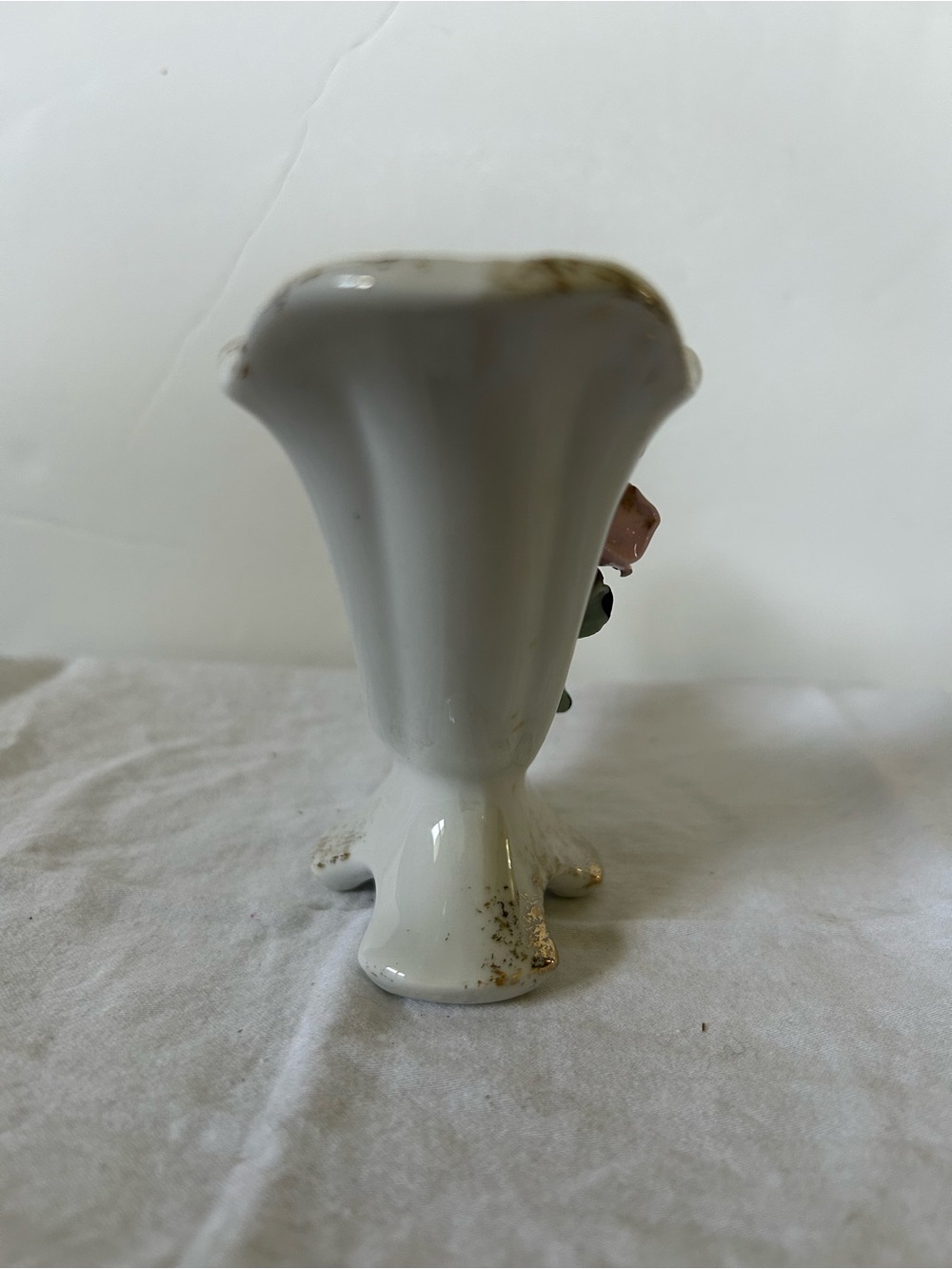 Porcelain White Cornucopia Vase with Pink Rose Accents - Picture 8 of 11